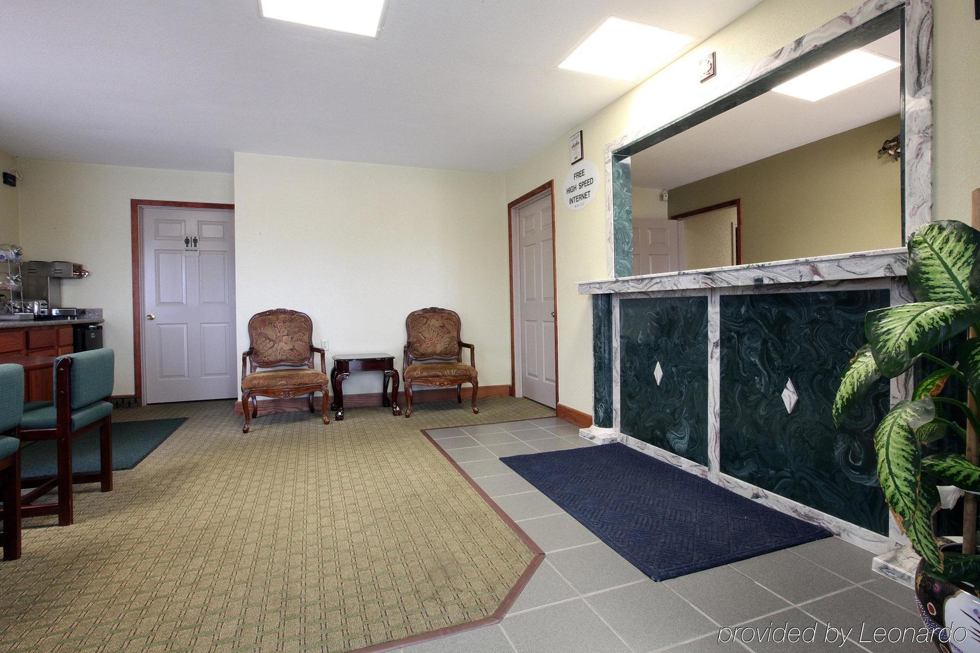 Americas Best Value Inn Cabot Interior photo